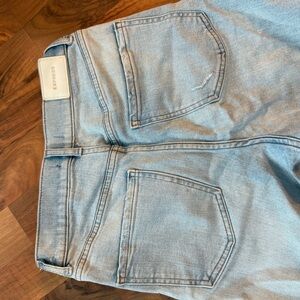 Express Super High Rise Straight Jeans in Light Wash